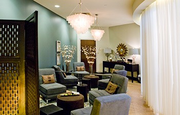 Waiting area at CaloAesthetics Plastic Surgery Center