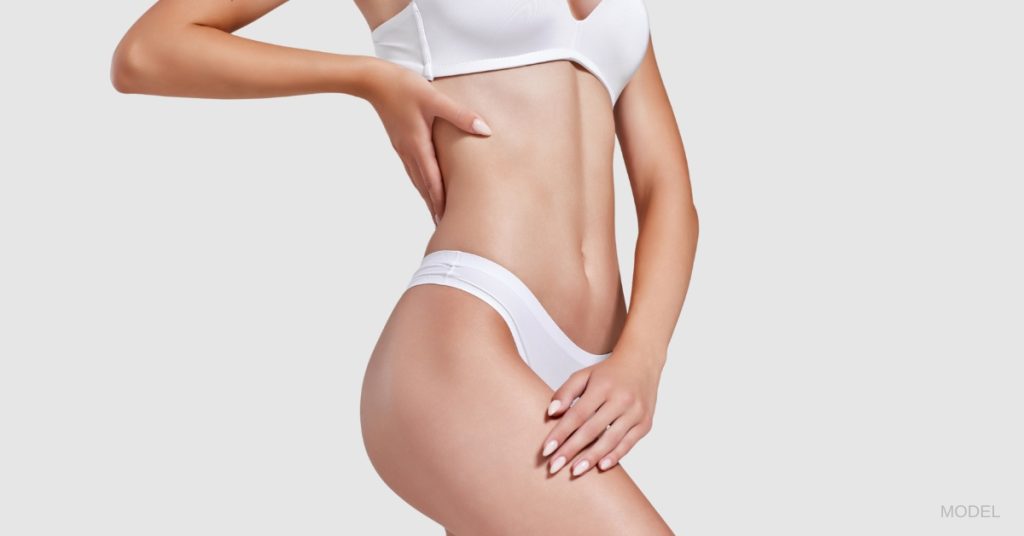 A woman's torso (MODEL)